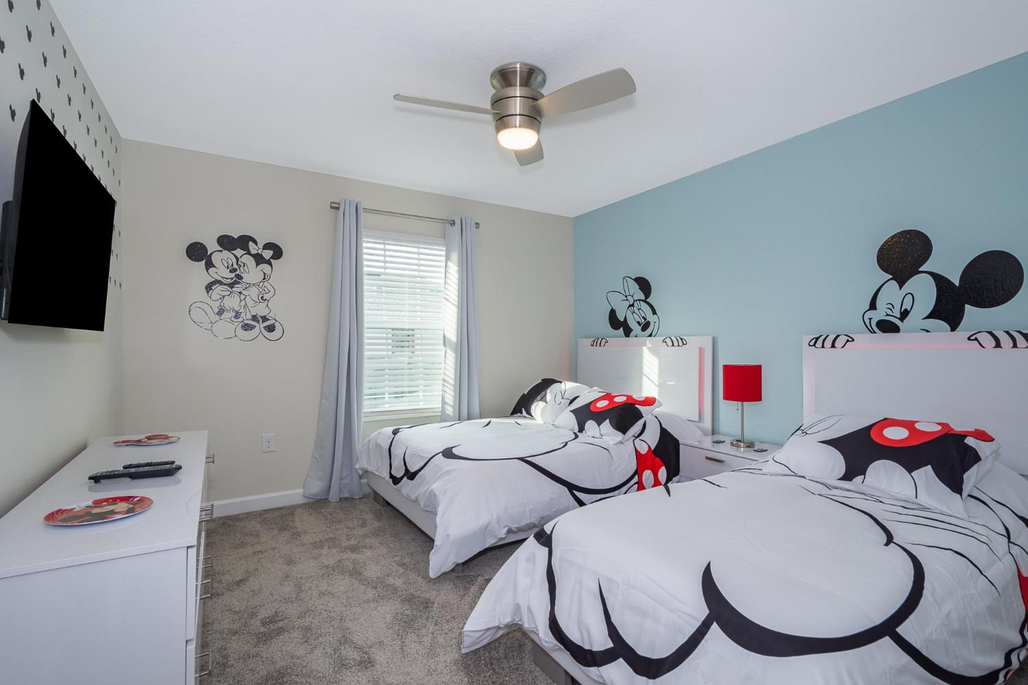 Stunning Townhouses 5 Minutes Away Disney! キシミー エクステリア 写真