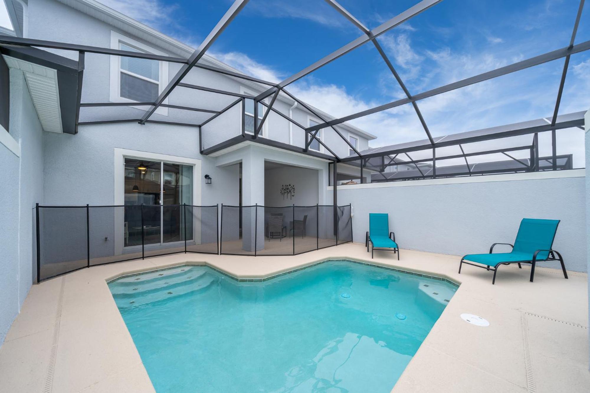 Stunning Townhouses 5 Minutes Away Disney! キシミー 部屋 写真