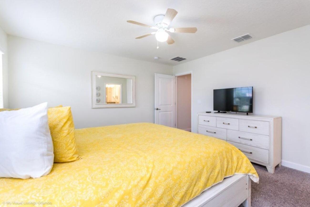 Stunning Townhouses 5 Minutes Away Disney! キシミー エクステリア 写真